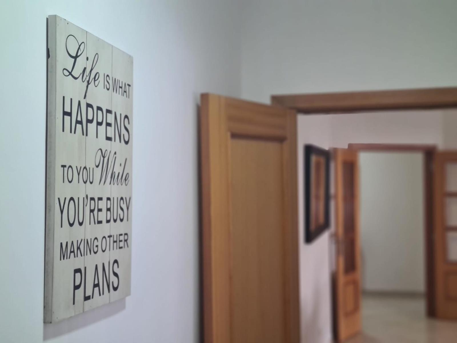 Harbour'S Way, Spacious And Cosy Apartment, With Ac Olhão Kültér fotó